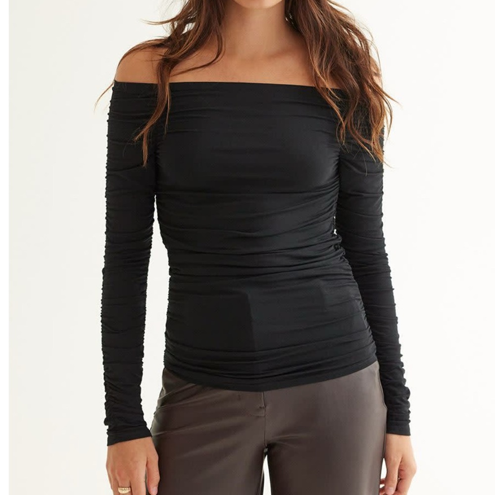 Long-Sleeve Off-the-Shoulder Shirred Tee